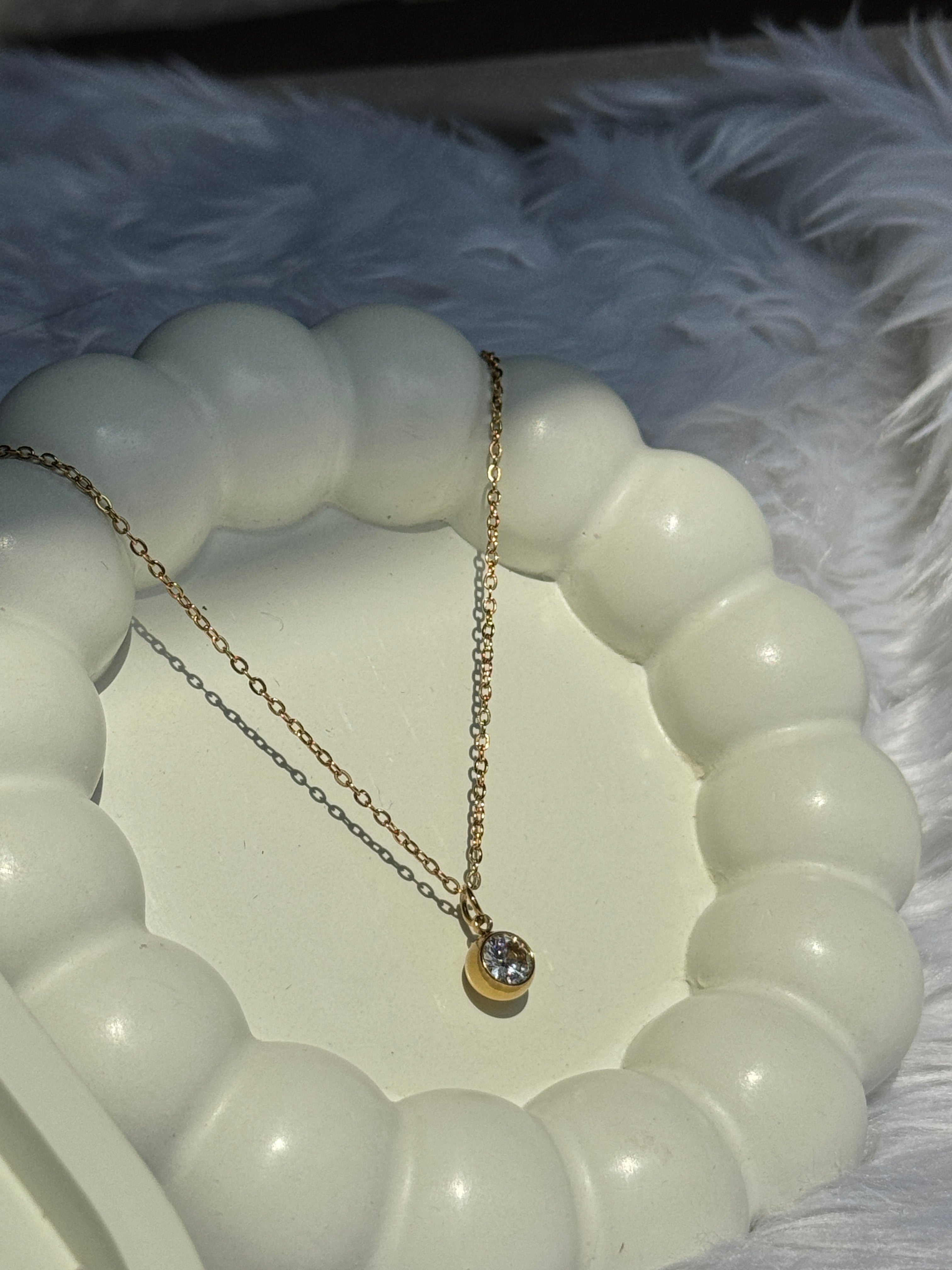 Jane Necklace