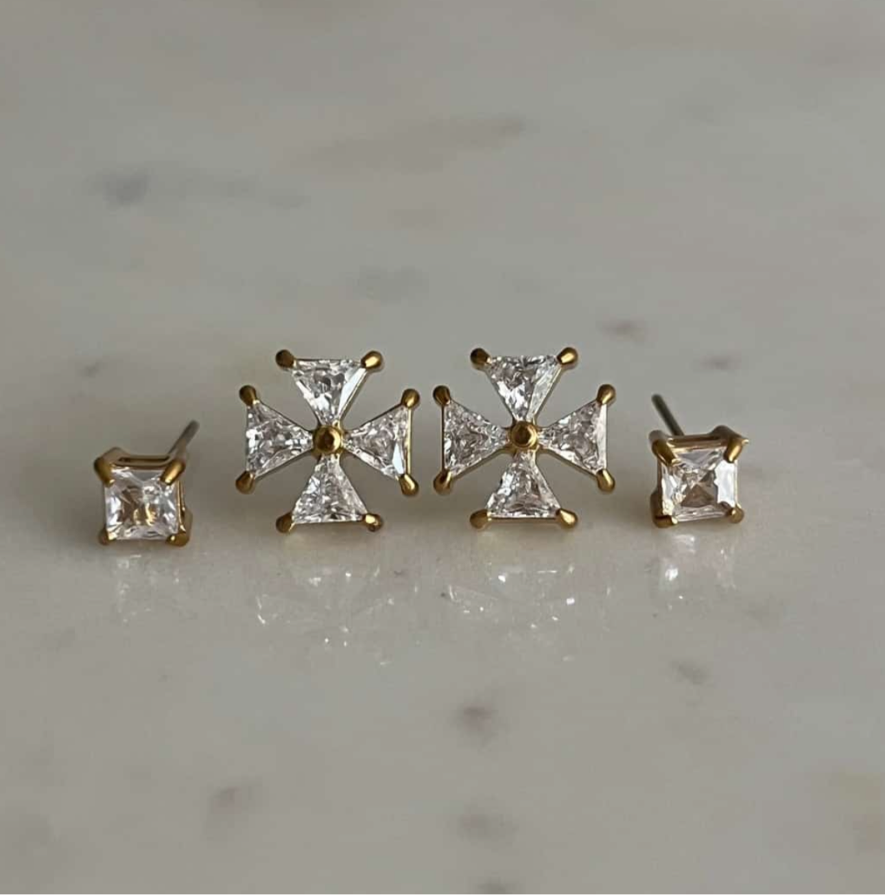 Dainty Studs (Pair of 2)